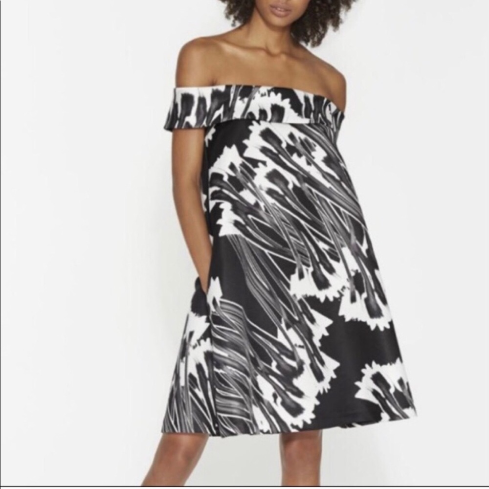 NWT Halston Heritage off shoulder crocus print swing dress